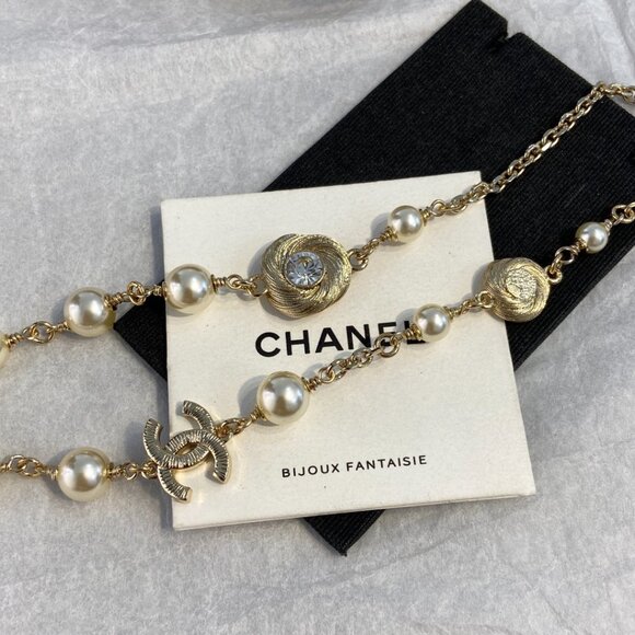 Chanel Pave CC & Camellia Flower Gold & Pearl Choker - Picture 5 of 6